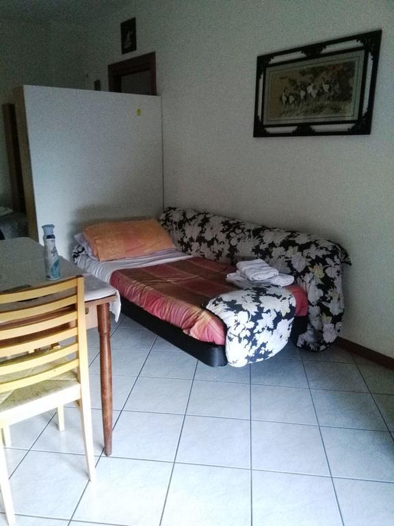 Residence Il Pino サロンノ エクステリア 写真