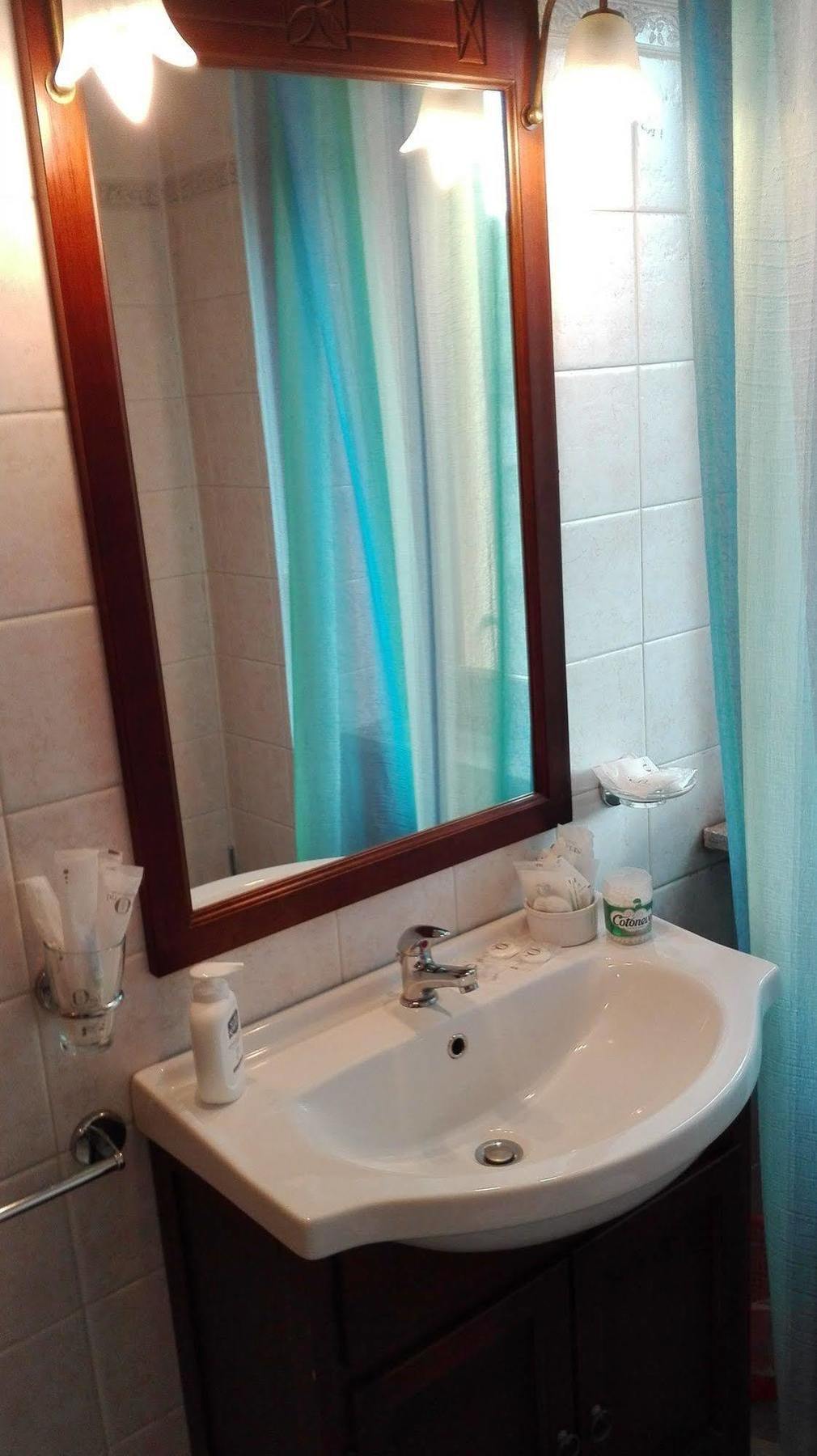 Residence Il Pino サロンノ エクステリア 写真